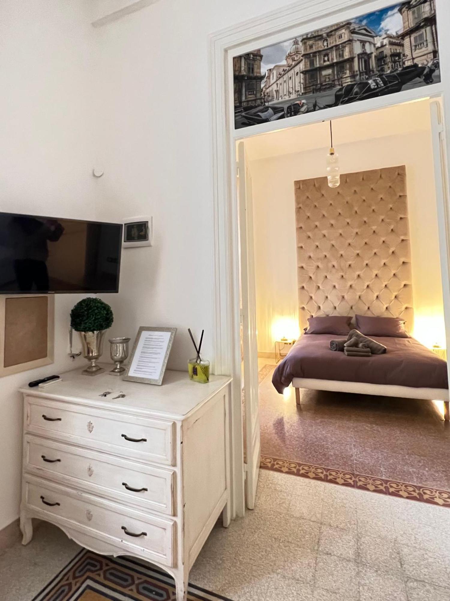 Aristocasa B&B Luxury Rooms Палермо Экстерьер фото